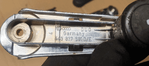 Korbka szyby Audi A4 B5 FL 443837581D 443837581E 5