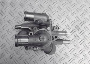 Obudowa termostatu outlander plug in hybrid radom