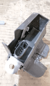 #ZAMEK KLAPY TYŁ VW nr 3C9827645A 4