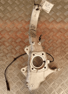 Bmw E70 F15 F16 zwrotnica prawa przód przednia 6869870 2