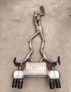 Bmw M4 F82 cs wydech tłumik katalizatory 7854735 7850083 8095717 1
