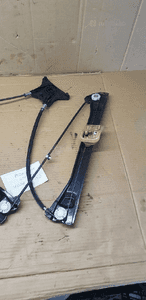 Mechanizm podnośnik szyby prawy przód Skoda Rapid 5JA837462 4