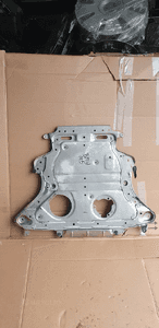 Osłona podwozia płyta pod silnik BMW M5 G30 F90 8072711 6887546 4
