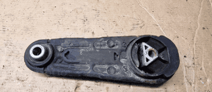 Łapa poduszka silnika Renault Clio III Lift 1.2 TCE 8200338385 3