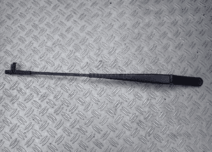 RAMIĘ WYCIERACZKI LEWE VW CADDY / VW TOURAN LIFT  2K1955409