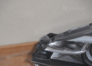 Lampa przednia przód lewa toyota yaris iii 3 lift soczewka 2014-2017 12