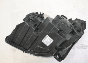 Mercedes b klasa W245 lampa przód xenon prawy 9