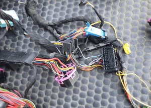 Wiazka Instalacja Wnetrza EUROPA AUDI A4 B6 Benzyna 3.0 ASN V6 Kombi Automat 9