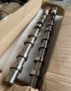 mercedes M273  głowica wałki głowicy  500  550 wałek rozrządu LEWY 4