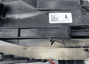 Lampa prawa prawy przód Toyota Highlander 10100-8A06J 11