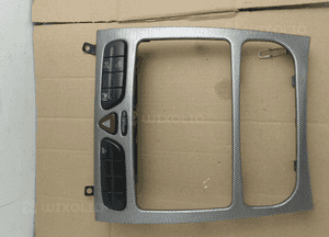 DEKOR RAMKA RADIA A2036802439 MERCEDES W203 1
