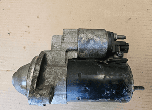 Audi A6 C6 2.0 TFSI rozrusznik 1