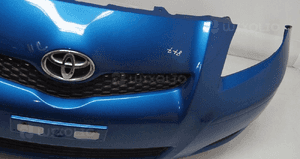 Zderzak przedni toyota yaris ii lift 8T7 2010 8