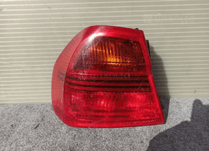 Lampa tylna tył lewa bmw E90 sedan oryginał wysyłka! 1
