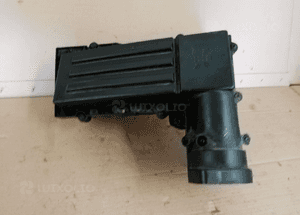 Obudowa filtra powietrza VW Passat B6 2.0 TDI 3C0129607AG 3C0129607AN 1