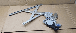 Mechanizm podnośnik szyby lewy przód Suzuki Swift IV 83460-63J00 262100-3380 1