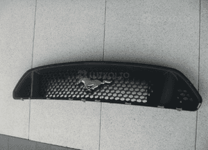 Ford mustang vi maska silnika oryginał ładna 12