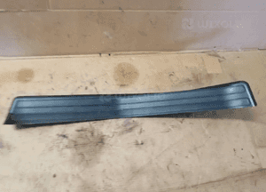 Nakładka listwa progu prawy tył BMW E46 8196132 3