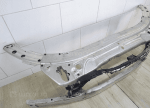 BELKA  PAS ZDERZAKA w205 A2056202034 mercedes 3