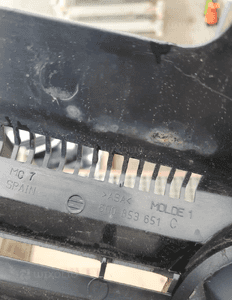 Grill atrapa chłodnicy vw polo iv 9N 6Q0 853 651 4