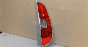 Lampa tylna tył prawa skoda fabia roomster 5J7 1