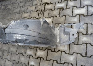 Toyota Corolla Verso lift nadkole przód przednie   prawe 2