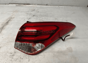 Hyundai I40 lift 2014-2019 sedan lampa prawa tylna 92402-3Z6 1