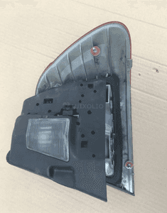 Lampa lewa lewy tył Bmw E46 sedan 8364922 8364921 5