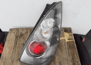 Mazda 5 lampa tył tylna prawa oryginał wysyłka! 1