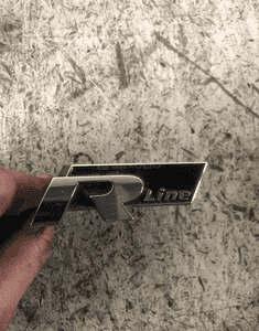 Atrapa grill vw tiguan r-line 5NA853655 + emblemat 4