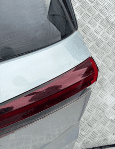 Klapa bagaznika kompletna renault captur ii 2 org 12