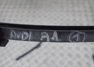AUDI A1 PIÓRA WYCIERACZKI PRZÓD 2