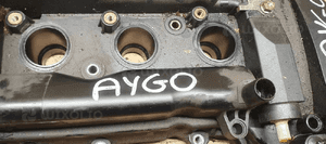 Pokrywa zaworów dekiel Toyota Aygo 1.0 11210-0Q010 8