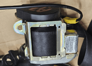 Audi A3  8L pas bezpieczeństwa lewy 3D 8L3857705A 2