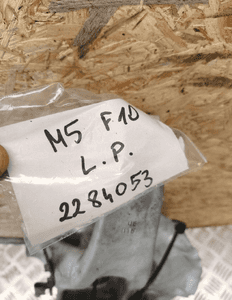BMW M5 F10 M6 F06 F12 F13 ZWROTNICA PRZEDNIA LEWA 2284053 ZAWIESZENIE KPL 5