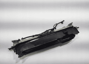 Pas przedni górny wzmocnienie zamek maski opel astra j iv 2012-2015 lift 2