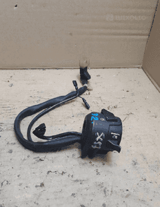 HONDA CBR 1000RR SC57-A PRZEŁĄCZNIK LEWY 4