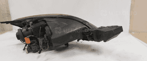 Przod przednia lampa lewa mazda 3BK 4