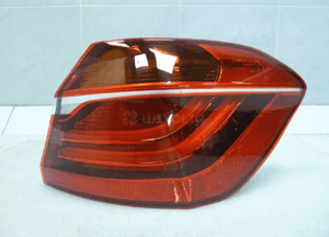 Bmw 2 F45 lci lift lampa prawa tył tylna  5 pin 2