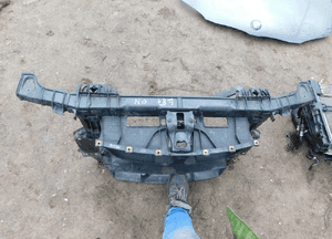 BMW E87 pas przedni WYSYŁKA 2