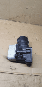 Podstawa filtra oleju chłodniczka Skoda Rapid 1.6 TDI 03L115389C 03L117021C 5