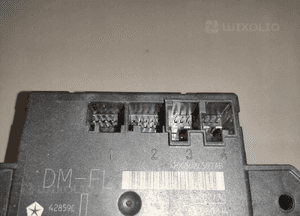 JEEP CHEROKEE LIBERTY KK DODGE JOURNEY STEROWNIK MODUŁ DRZWI LEWY PRZÓD 9