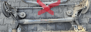 Opel Astra J 4 IV belka oś tył tylna 2