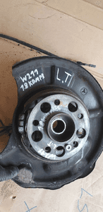 Zwrotnica piasta lewy tył tylna lewa Mercedes E-Klasa W211 1.8 Kompresor 8