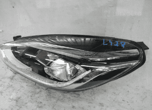 Ford fiesta MK8 soczewka lampa przednia lewa 2