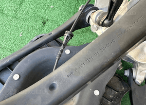 Zwrotnica wahacze wahacz lewa tylna bmw 2 G42 6893969 6