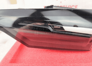 PEUGEOT 308 P5 Lampa Tył Lewa ECo LED 01501901AQ 015.019-01 AQ 4