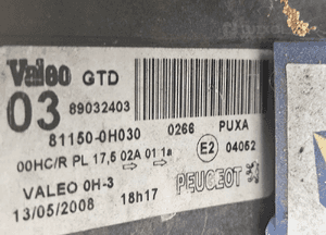 Peugeot 107 lampa przód przednia lewa EU 6