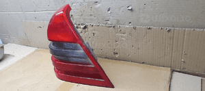 Lampa lewy tył tylna lewa Mercedes C-Klasa W202 2028200964 4