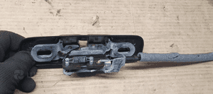 Zamek kanapy lewy tył tylny Jaguar XF X250 8X23-613D61-AB 4